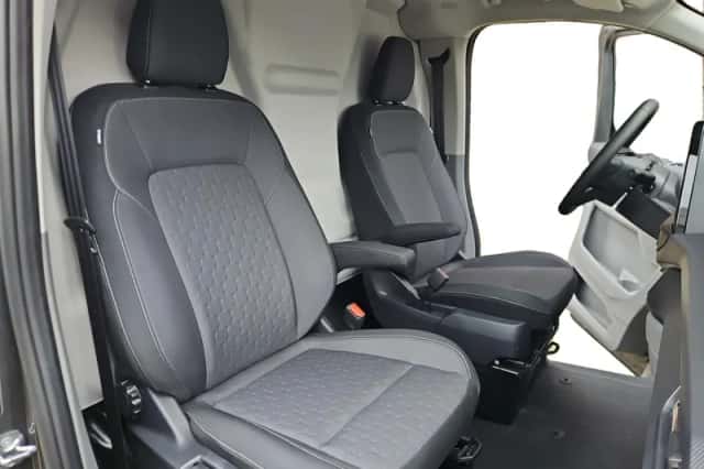 Ford E-Transit Custom (2024) thumbnail 25