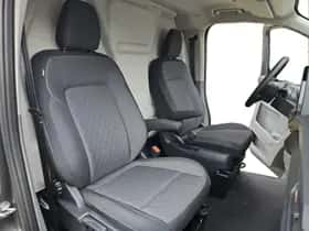 Ford E-Transit Custom (2024) thumbnail 25