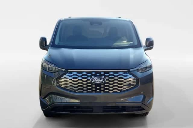 Ford E-Transit Custom (2024) thumbnail 4