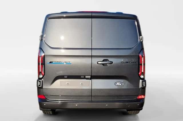 Ford E-Transit Custom (2024) thumbnail 8