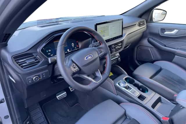 Ford Kuga (2025) thumbnail 11