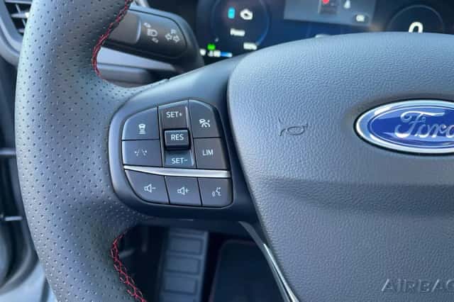 Ford Kuga (2025) thumbnail 14