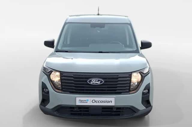 Ford Transit Courier (2024) thumbnail 3