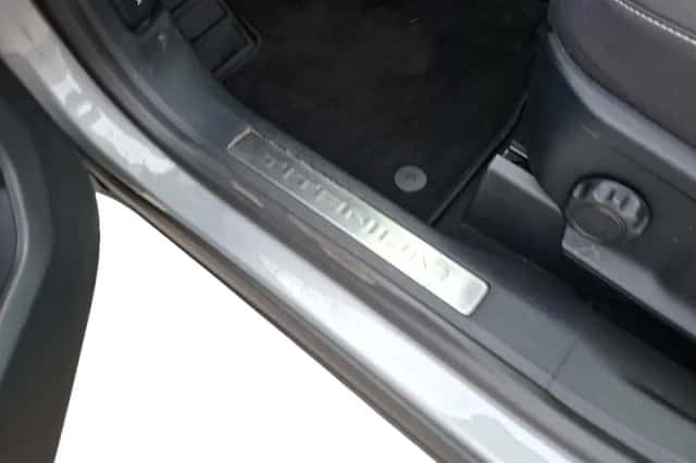 Ford Kuga (2020) thumbnail 10