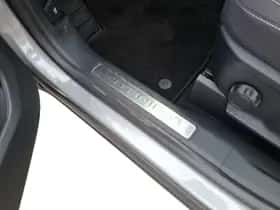 Ford Kuga (2020) thumbnail 10