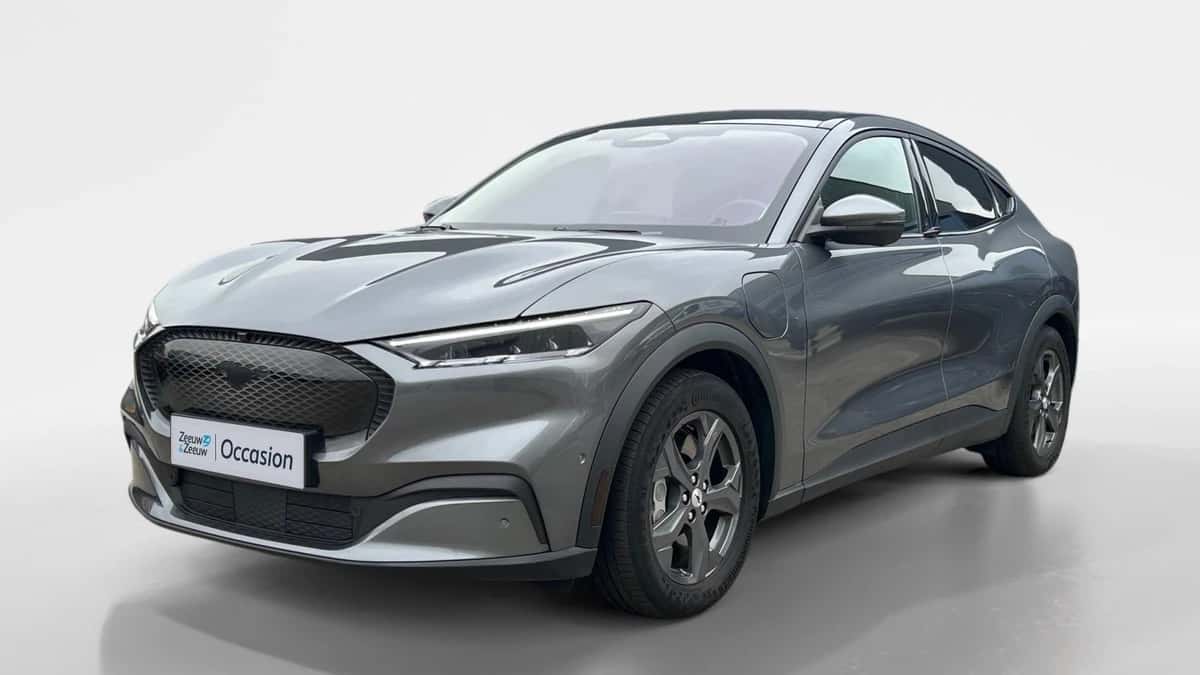 Ford Mustang Mach-E (2021) — foto 1