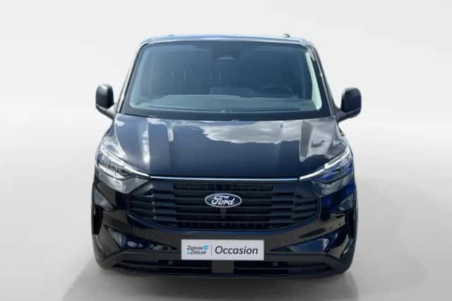 Ford Transit Custom (2024) thumbnail 2