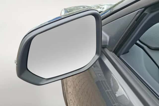 Ford Explorer (2025) thumbnail 16
