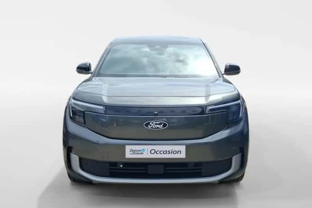Ford Explorer (2025) thumbnail 3