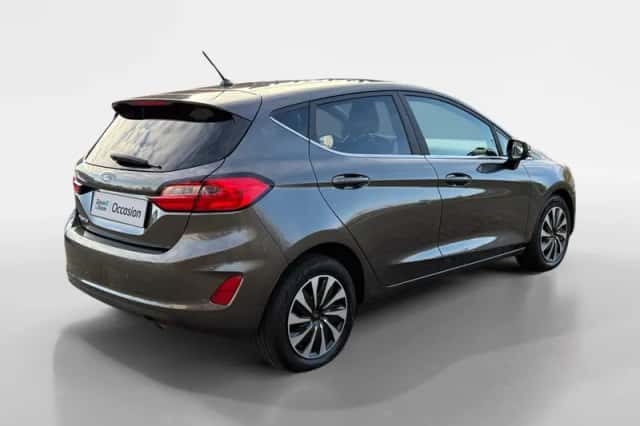 Ford Fiesta (2023) thumbnail 2