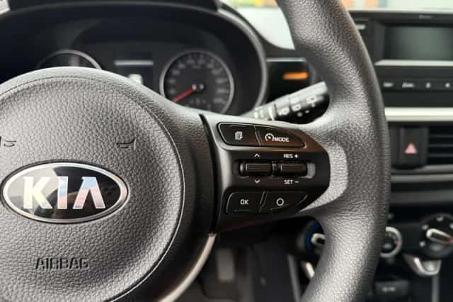 Kia Picanto (2021) thumbnail 4