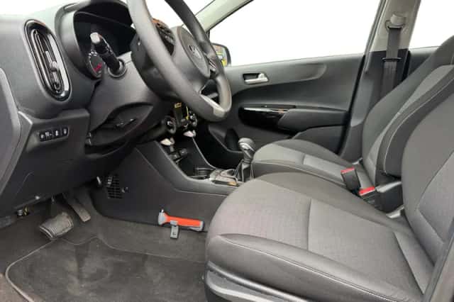 Kia Picanto (2021) thumbnail 8