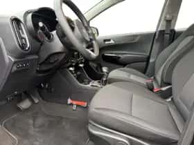 Kia Picanto (2021) thumbnail 8