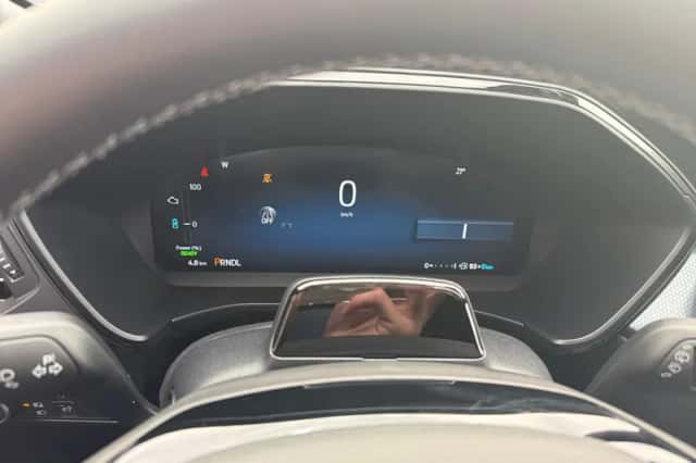 Ford Kuga (2026) thumbnail 23