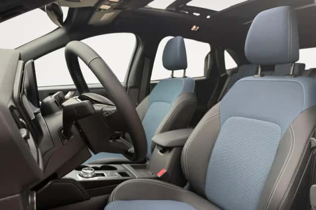 Ford Kuga (2026) thumbnail 6