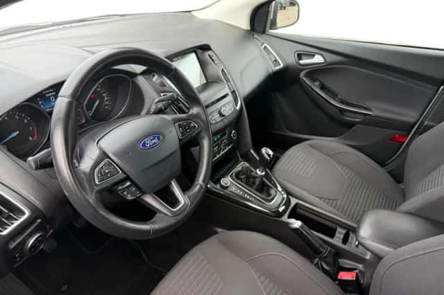 Ford Focus (2018) thumbnail 16