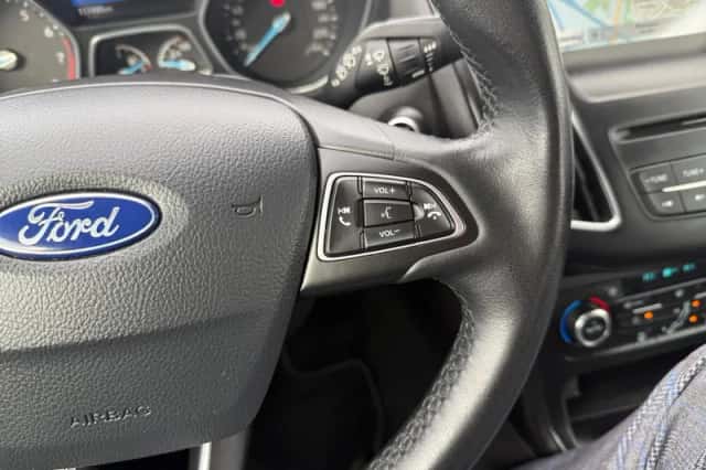 Ford Focus (2018) thumbnail 19
