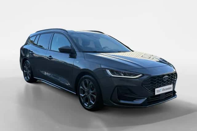 Ford Focus (2024) thumbnail 3