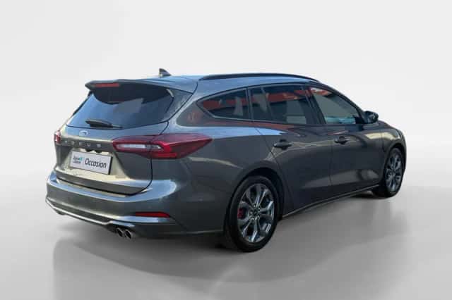 Ford Focus (2024) thumbnail 4