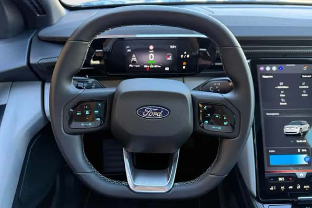 Ford Explorer (2025) thumbnail 18