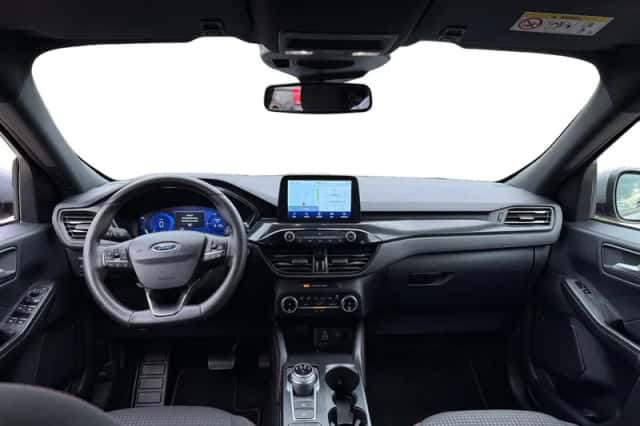 Ford Kuga (2023) thumbnail 13