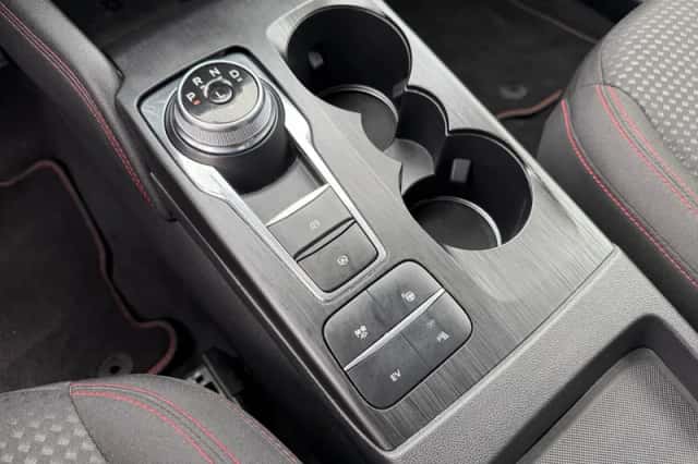 Ford Kuga (2023) thumbnail 16