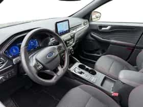 Ford Kuga (2023) thumbnail 17