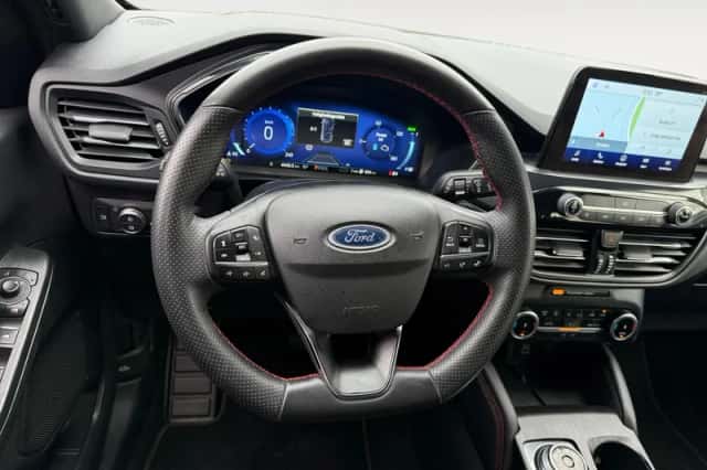 Ford Kuga (2023) thumbnail 18