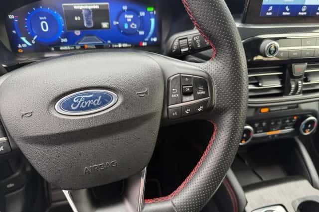 Ford Kuga (2023) thumbnail 20
