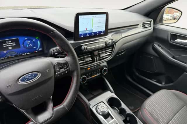 Ford Kuga (2023) thumbnail 22