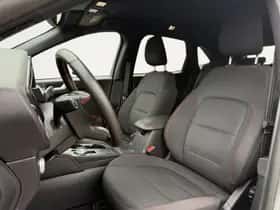 Ford Kuga (2023) thumbnail 5