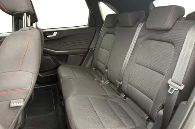 Ford Kuga (2023) thumbnail 6