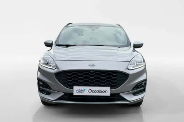 Ford Kuga (2023) thumbnail 7