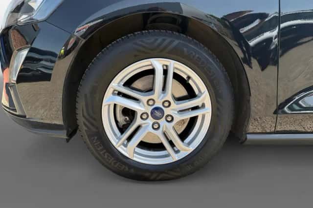 Ford Focus (2021) thumbnail 16