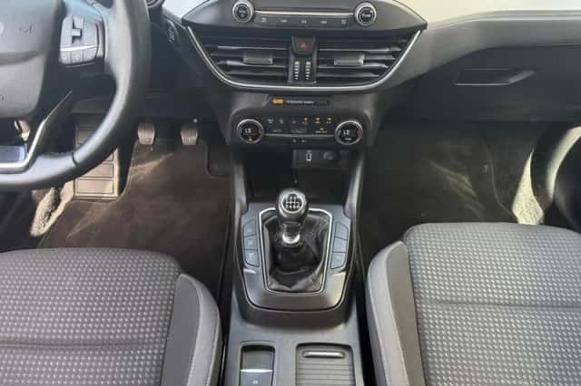 Ford Focus (2021) thumbnail 9