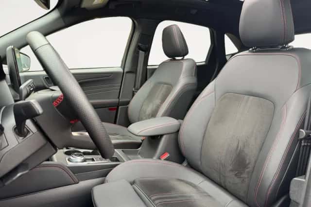 Ford Kuga (2025) thumbnail 5