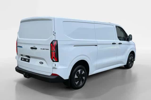 Ford Transit Custom (2026) thumbnail 2