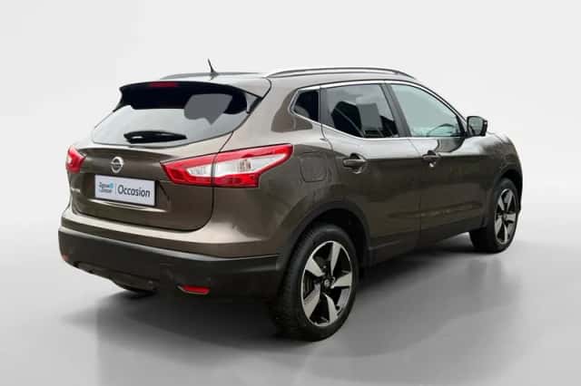 Nissan Qashqai (2017) thumbnail 2