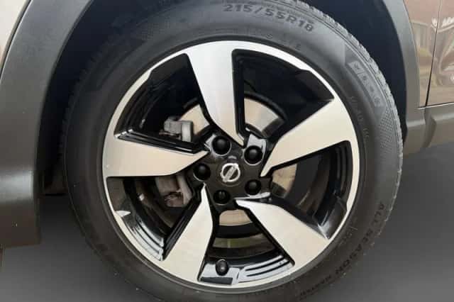Nissan Qashqai (2017) thumbnail 15