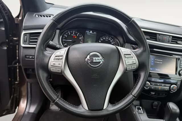 Nissan Qashqai (2017) thumbnail 17