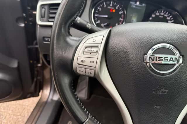 Nissan Qashqai (2017) thumbnail 18