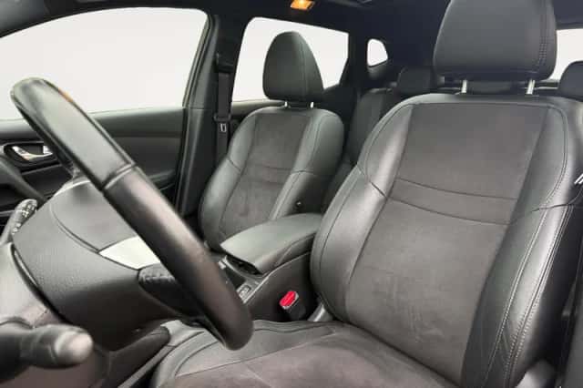 Nissan Qashqai (2017) thumbnail 5