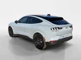 Ford Mustang Mach-E (2026) thumbnail 13