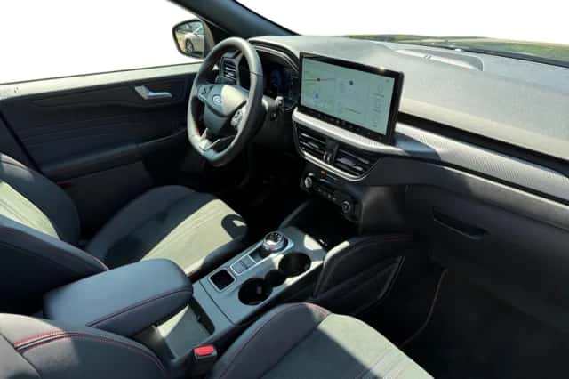 Ford Kuga (2026) thumbnail 3