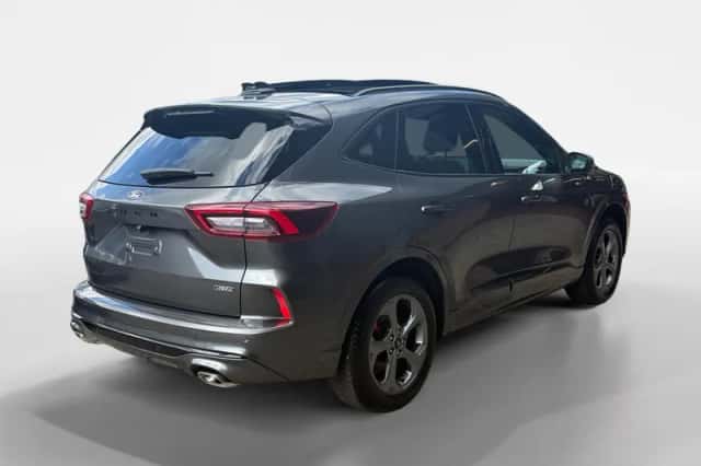 Ford Kuga (2026) thumbnail 2