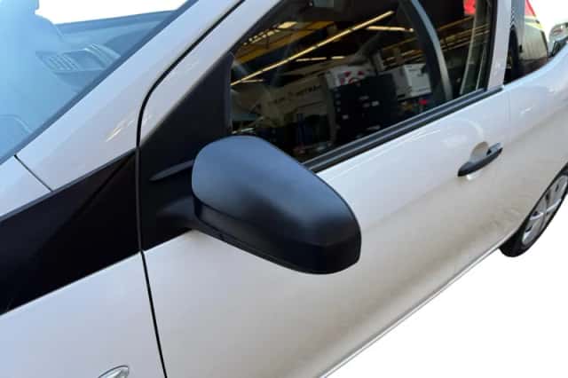 Toyota Aygo (2018) thumbnail 17