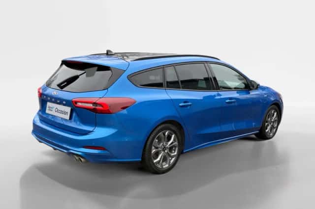 Ford Focus (2025) thumbnail 2