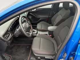Ford Focus (2025) thumbnail 5