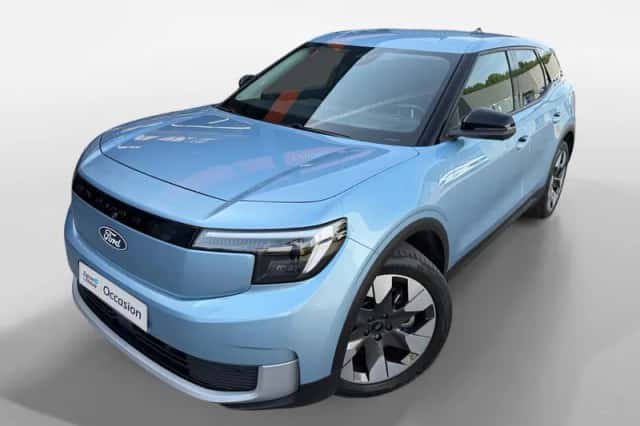Ford Explorer (2024) thumbnail 4