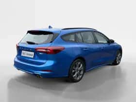 Ford Focus (2023) thumbnail 2